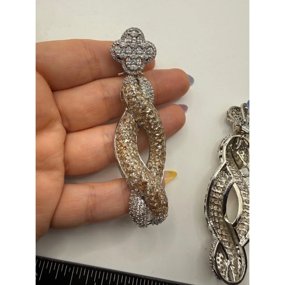 Champagne Crystal Twisted Drop Statement Earrings‎ Silver Tone Clover Post 3.5